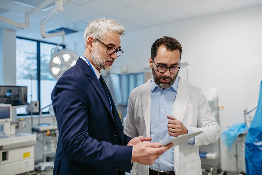 Vendor working with Doctor